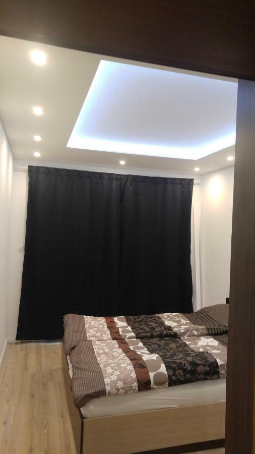 Modern Apartment Sofia Center Esterno foto